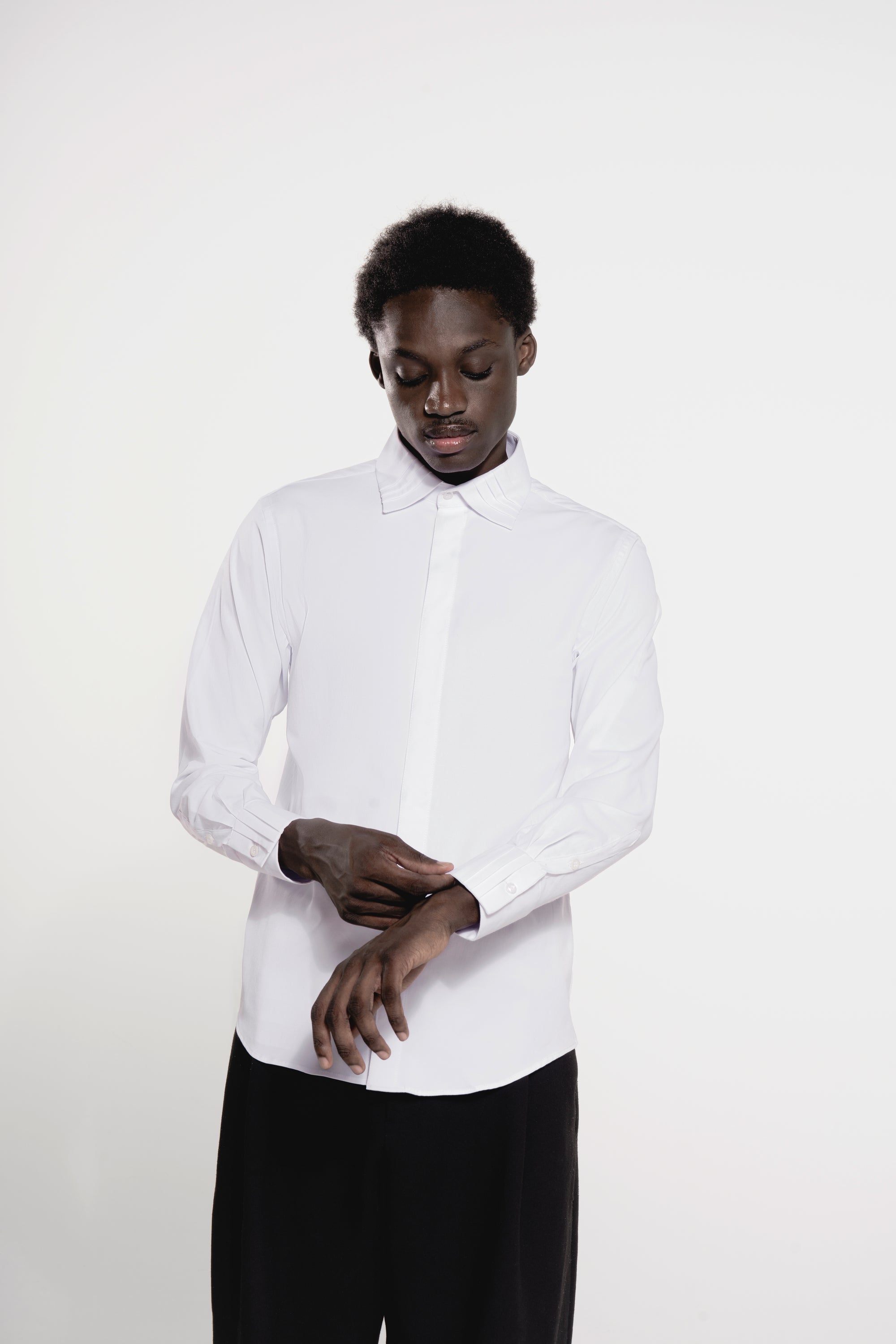 ÉLÉGANCE SHIRT