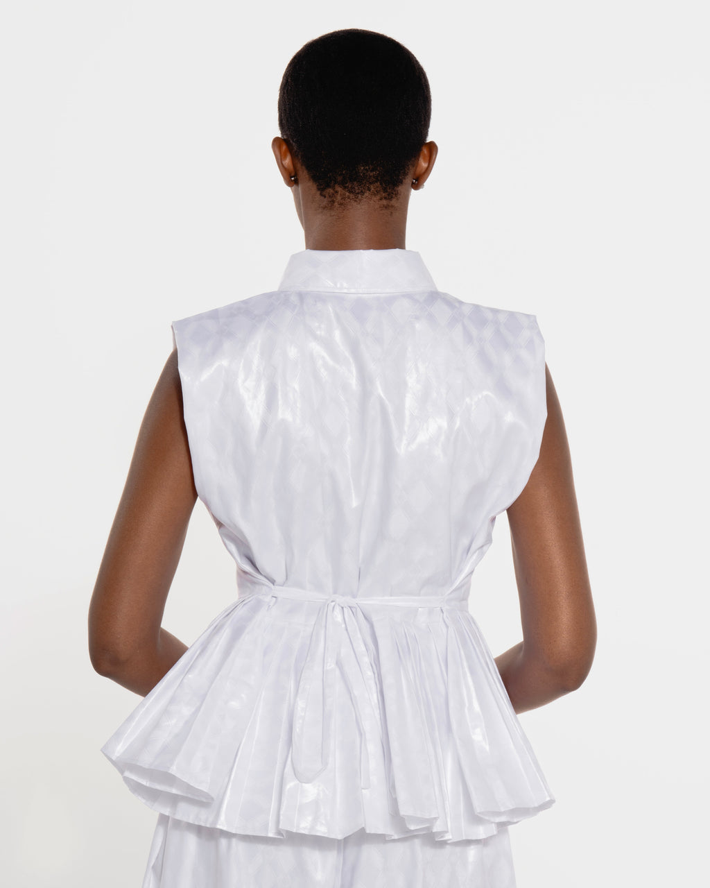 MADAME ELÀTELI SHIRT