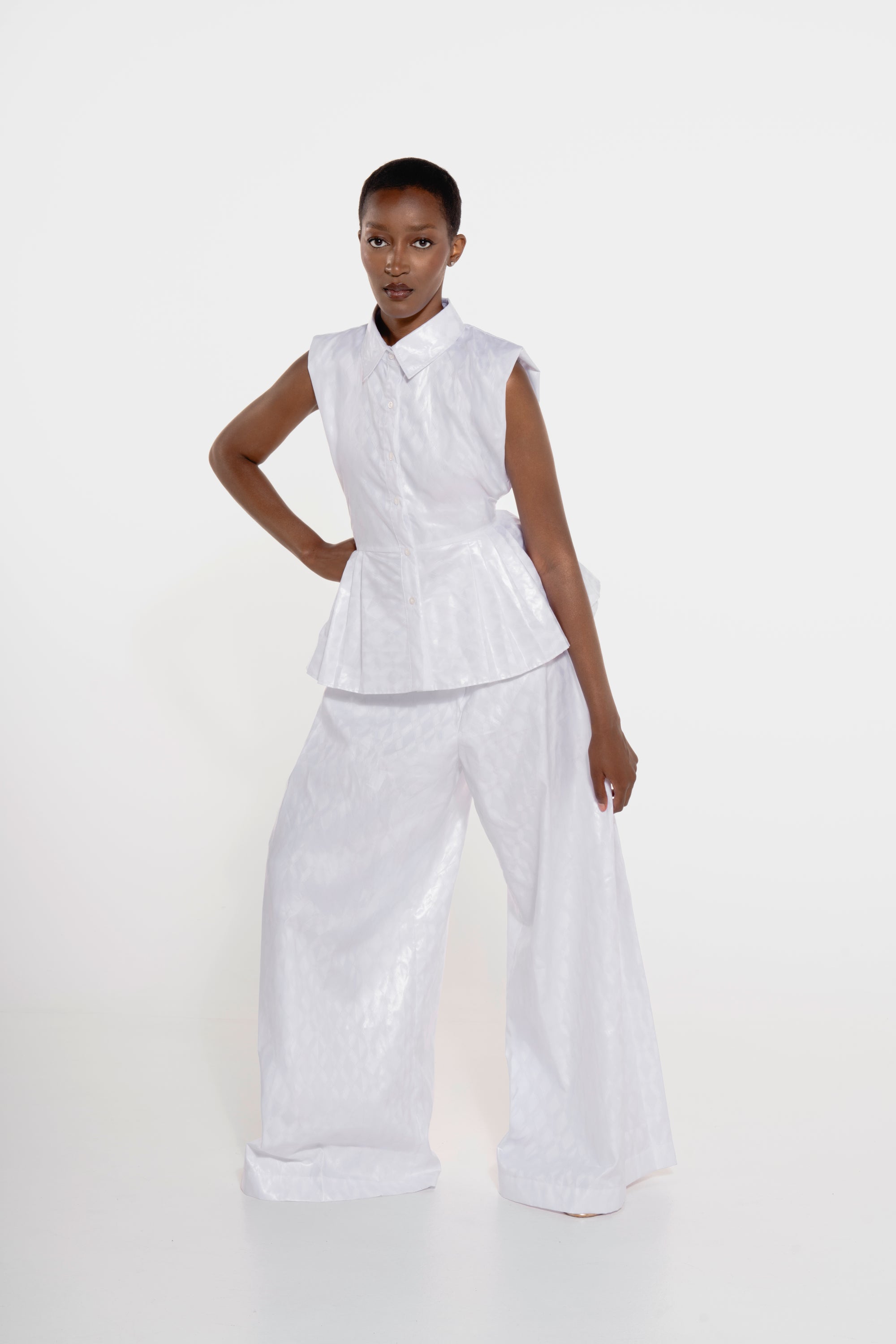 MADAME ELÀTELI HIGH WAIST PANTS